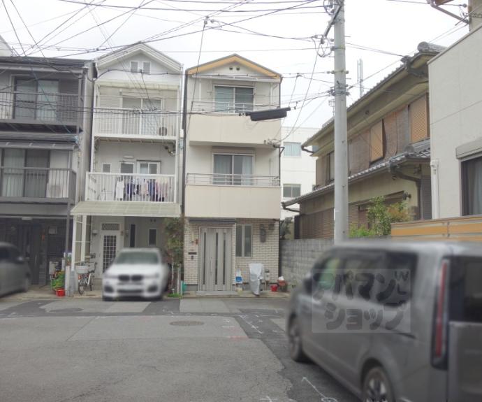 【ＣＲＥＳＴ　ＴＡＰＰ　十条】間取