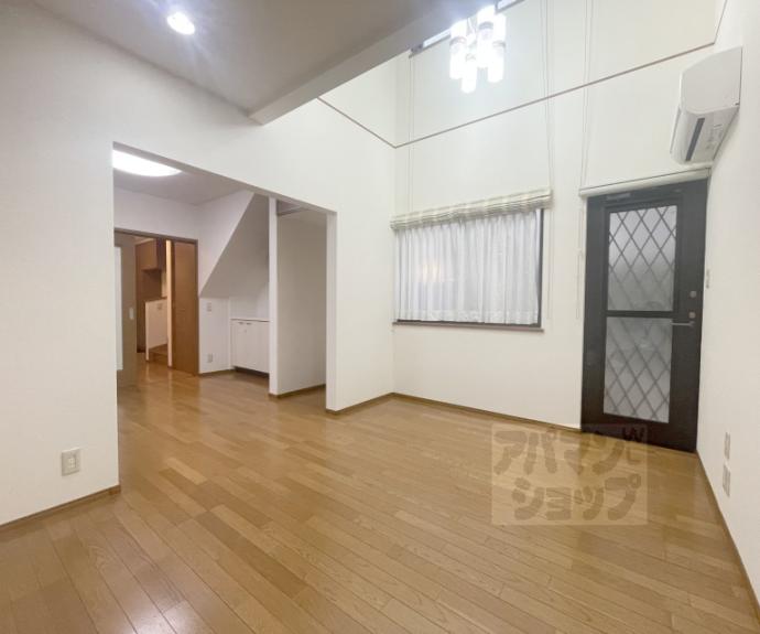 【上京区新美濃部町貸家】間取