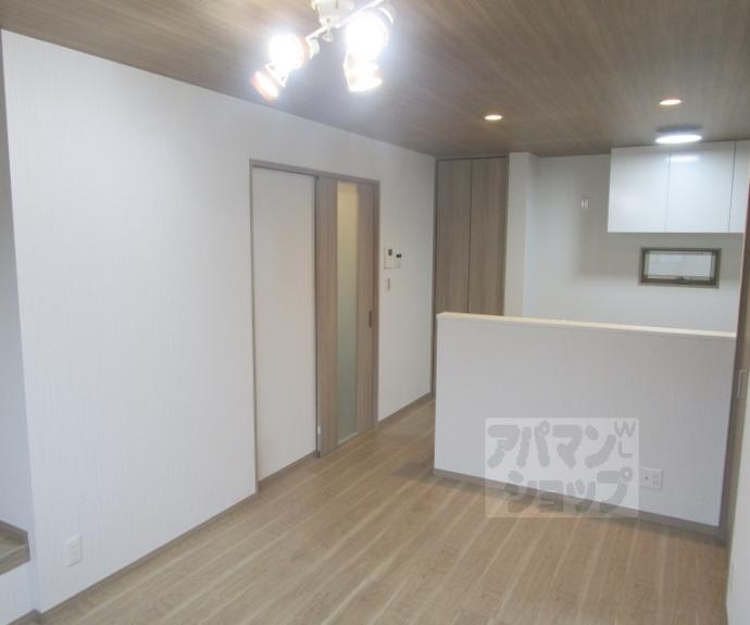 【北区新御霊口町貸家】間取