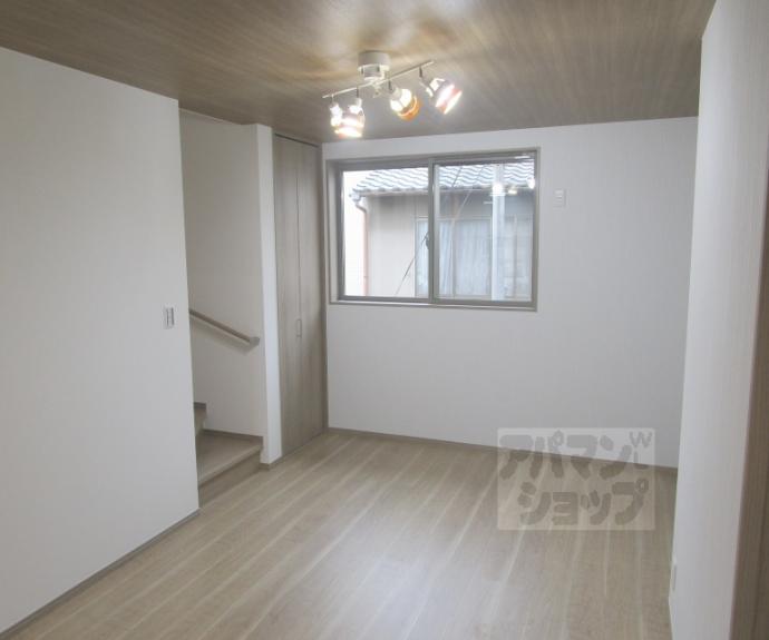 【北区新御霊口町貸家】間取