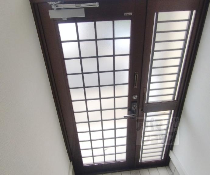 【厨子奥長通貸家】