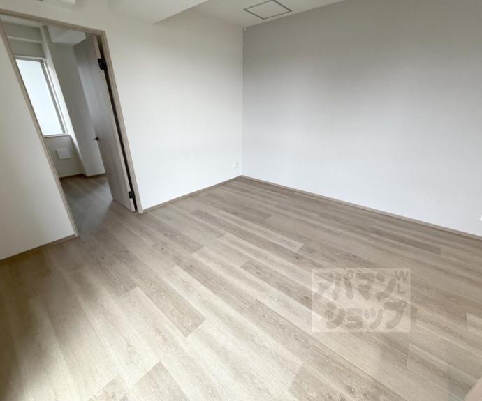 【ソフィア墨染駅前】間取