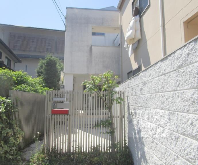 【松ケ崎修理式町１６－２戸建て】間取