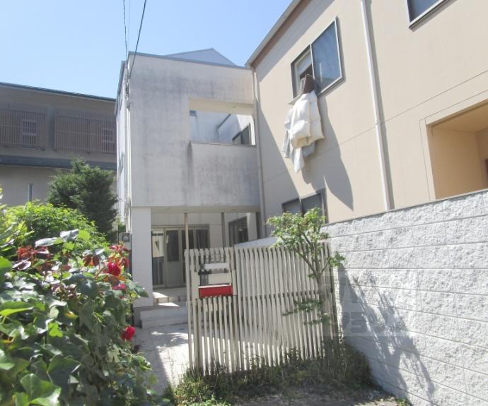 【松ケ崎修理式町１６－２戸建て】間取