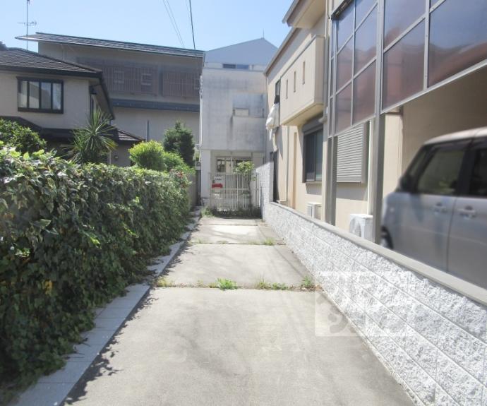 【松ケ崎修理式町１６－２戸建て】間取