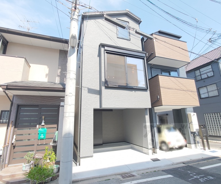 西ノ京御輿岡町戸建