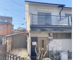 梅津罧原町貸家　東から１軒目：