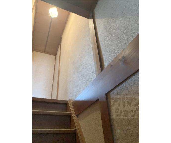 【梅津罧原町貸家　東から１軒目】