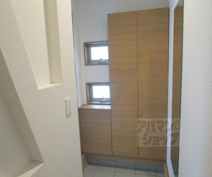 【小山西大野町７０－２貸家】
