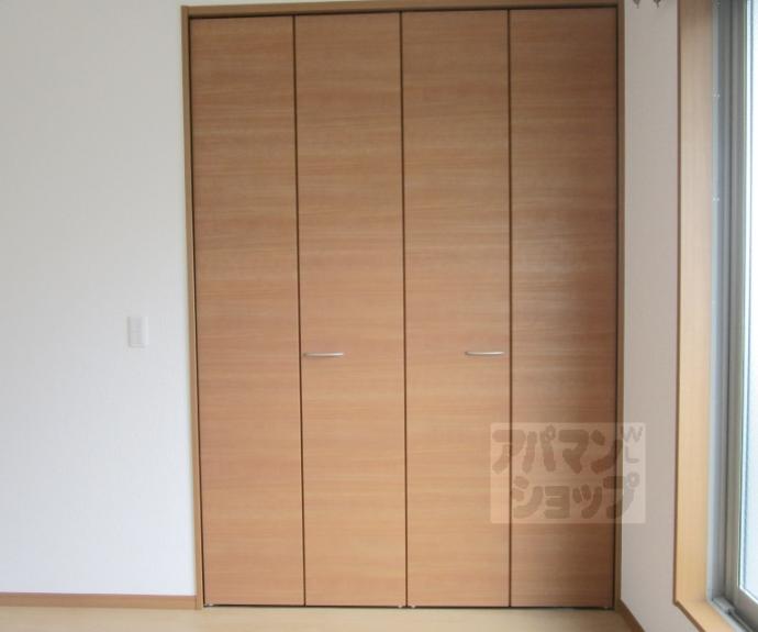 【小山西大野町７０－２貸家】