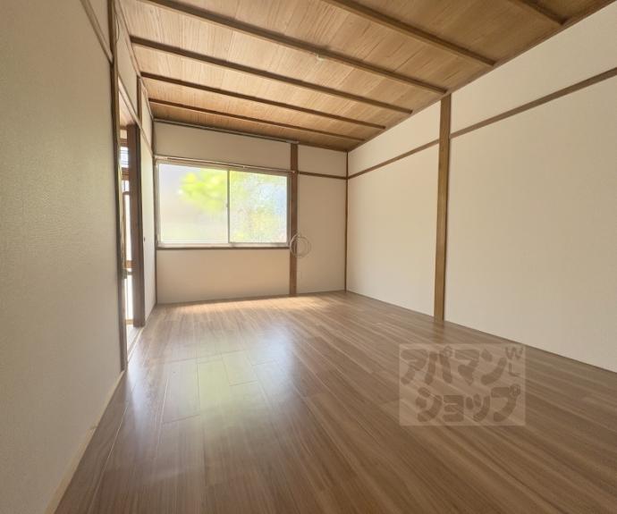 【西京極南方町３３貸家Ｅａｓｔ】間取