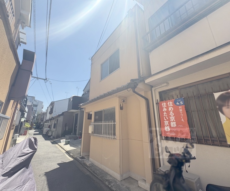 壬生下溝町９－１８貸家