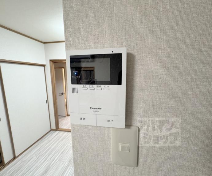 【イースト醍醐南里　十三番館】間取
