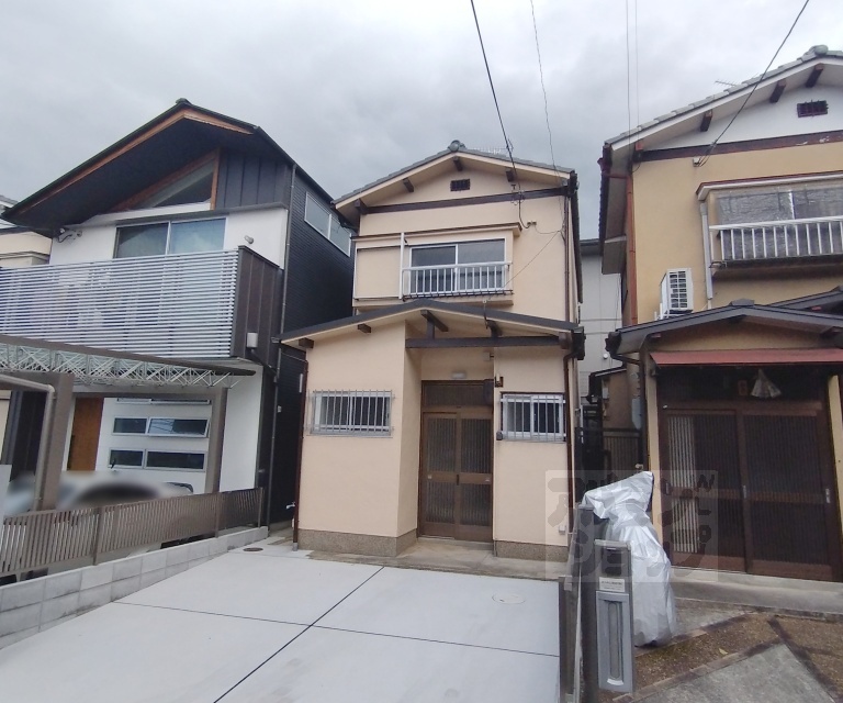 小野御所ノ内町貸家