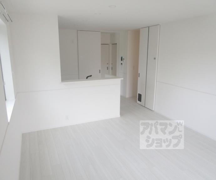 【HEBEL MAISON 紫野】間取