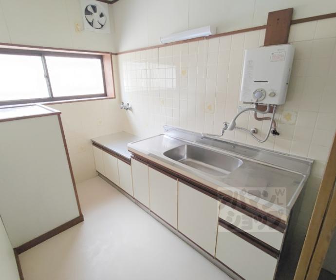 【嵯峨野清水町８－６３貸家】間取