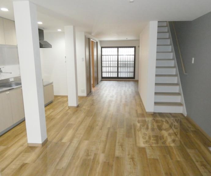 【西九条南小路町３５貸家】間取
