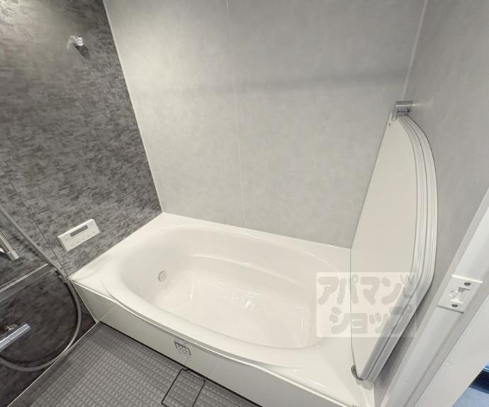 【カーサ壬生寺道】間取