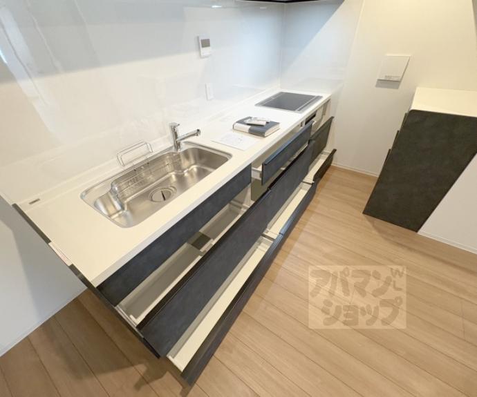【カーサ壬生寺道】間取