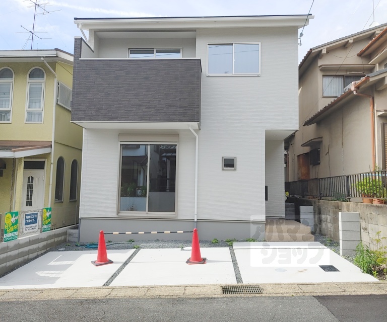 日野不動講町貸家
