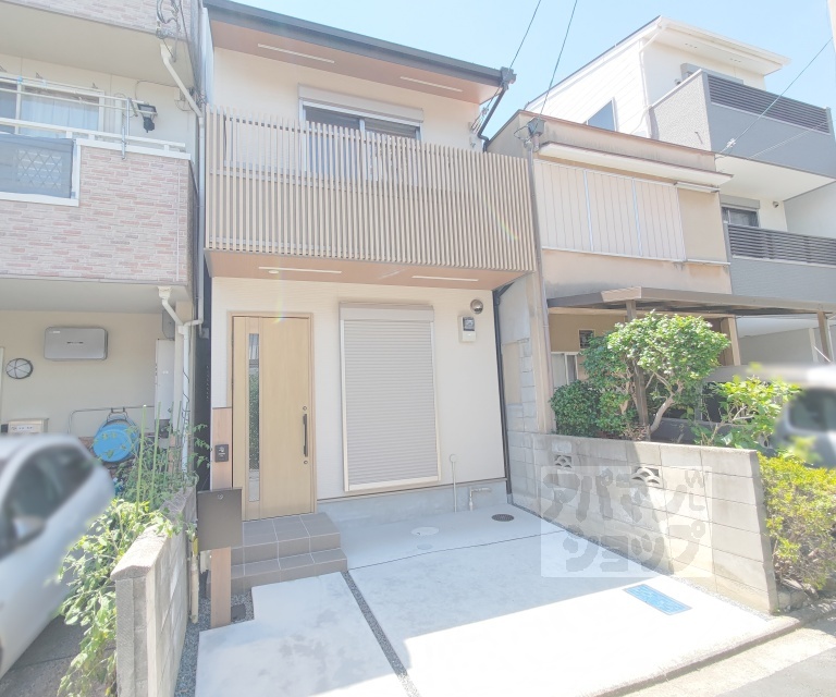 太秦安井二条裏町１３－１９貸家