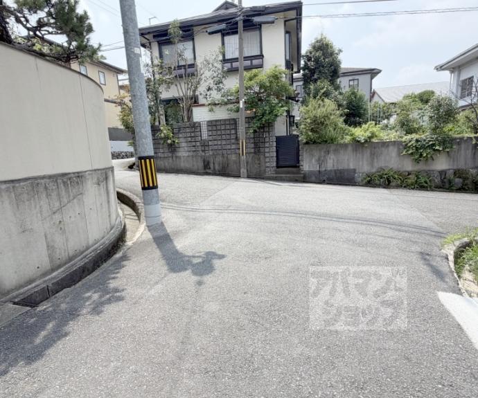 【ハーモニーテラス深草大亀谷万帖敷町】間取