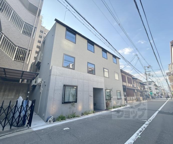 【カーサ壬生寺道】間取