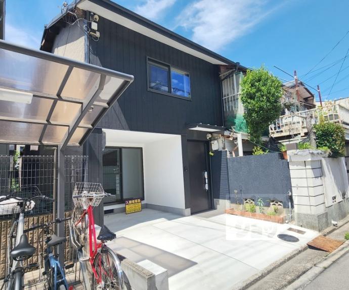 【吉田上大路町17貸家】