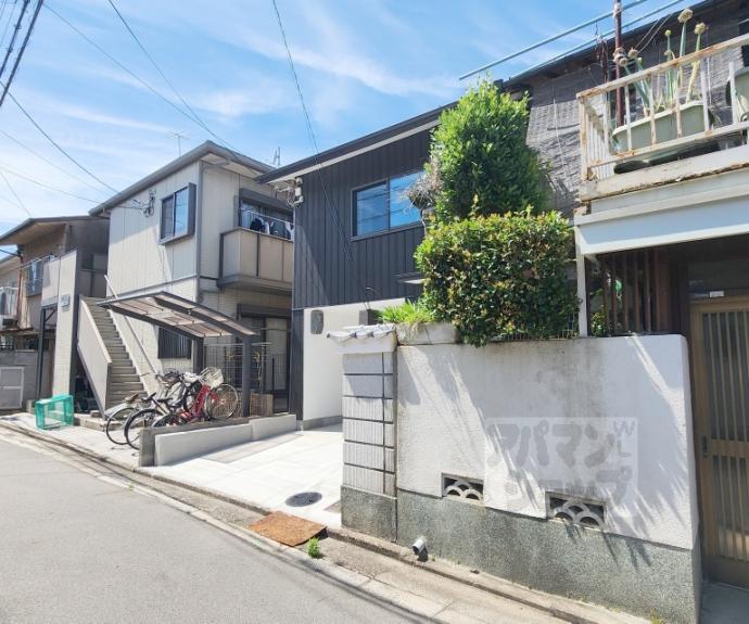 【吉田上大路町17貸家】