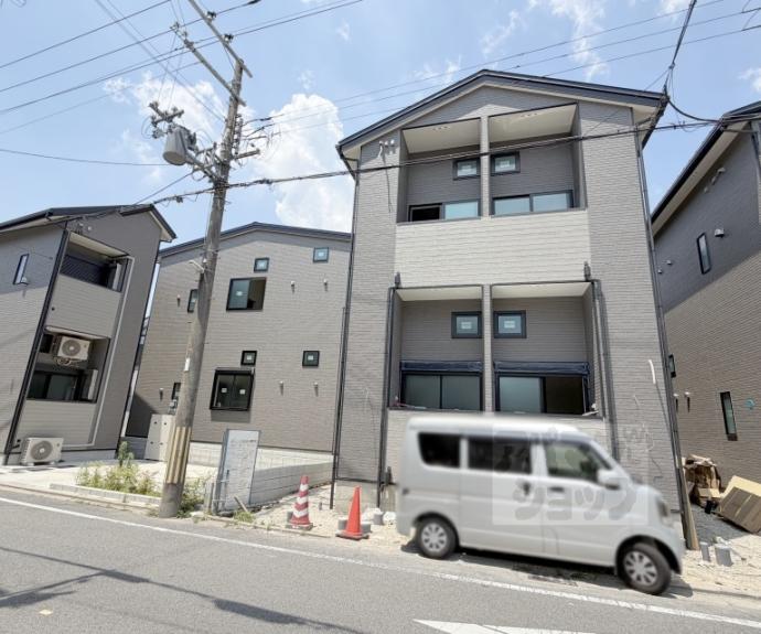 【ハーモニーテラス深草東伊達町Ⅱ】間取