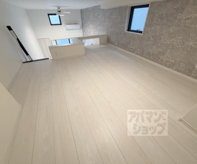 【ハーモニーテラス深草東伊達町Ⅱ】間取
