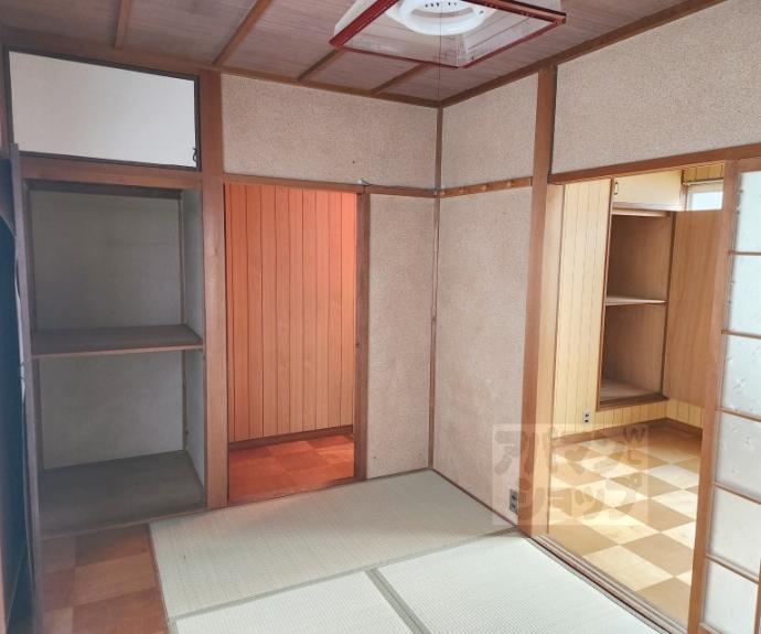 【藪之内町８２－１３貸家】間取