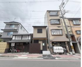 東山区三盛町貸家：間取図