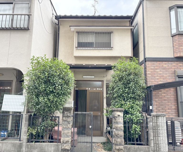 東九条松田町貸家