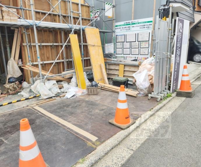 【中宮町マンション】間取