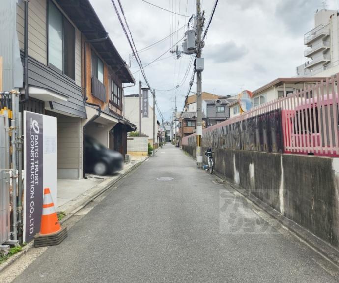 【中宮町マンション】間取