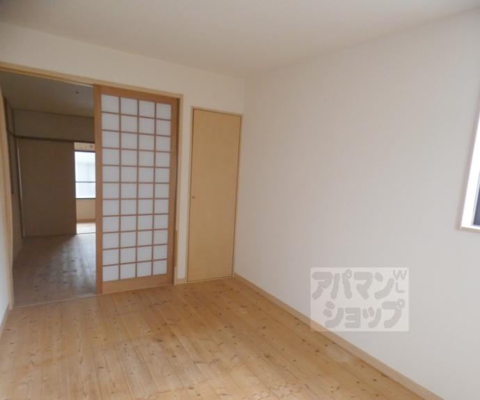 【高野泉町11-65貸家】間取