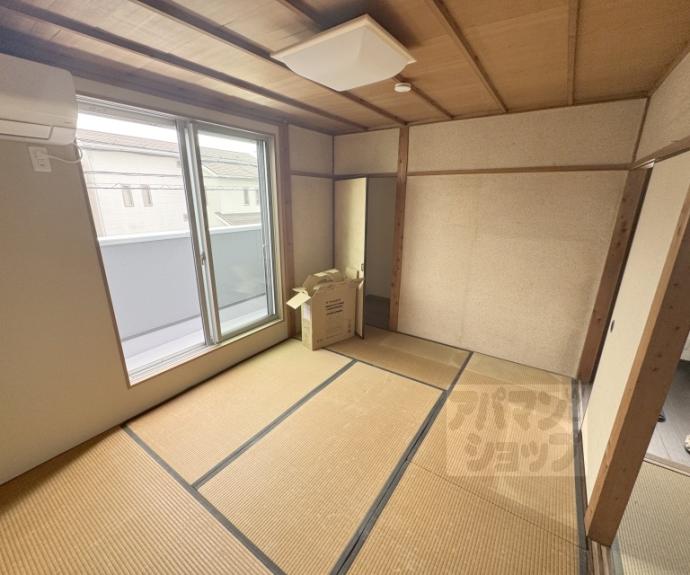 【深草中ノ島町33-58貸家】間取