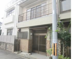 衣笠総門町２５－４貸家：
