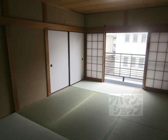 【衣笠総門町25-4貸家】