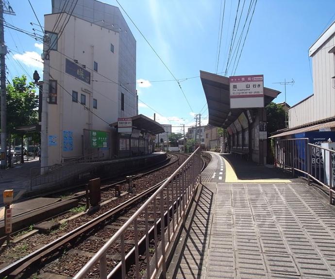 【壬生下溝町９－１８貸家】