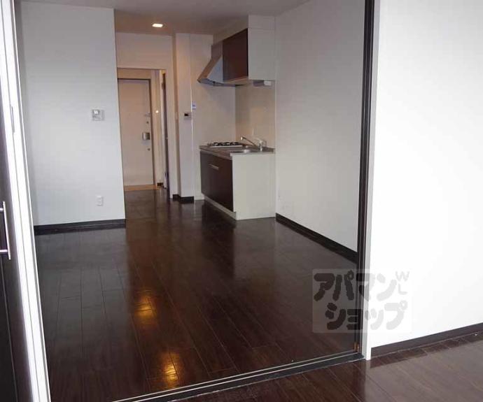 【ＤｅａｒＣｏｕｒｔ野里】間取