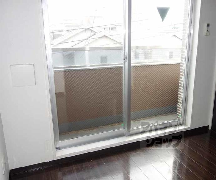 【ＤｅａｒＣｏｕｒｔ野里】間取