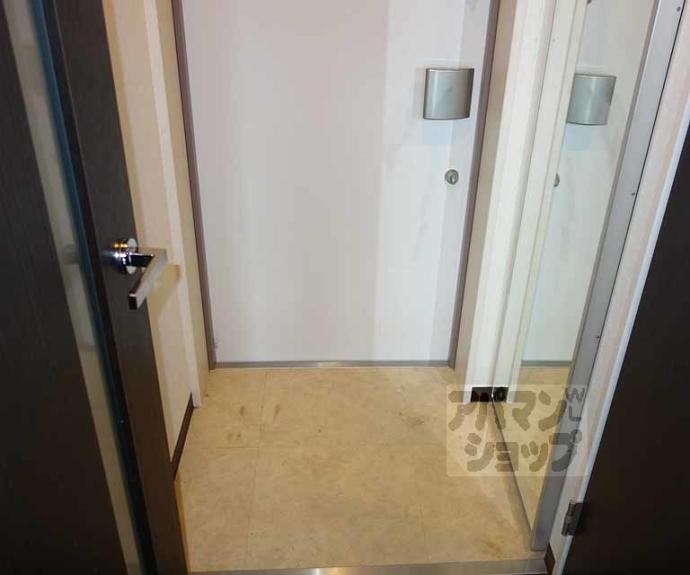 【ＤｅａｒＣｏｕｒｔ野里】間取