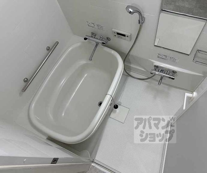 【ＤｅａｒＣｏｕｒｔ野里】間取