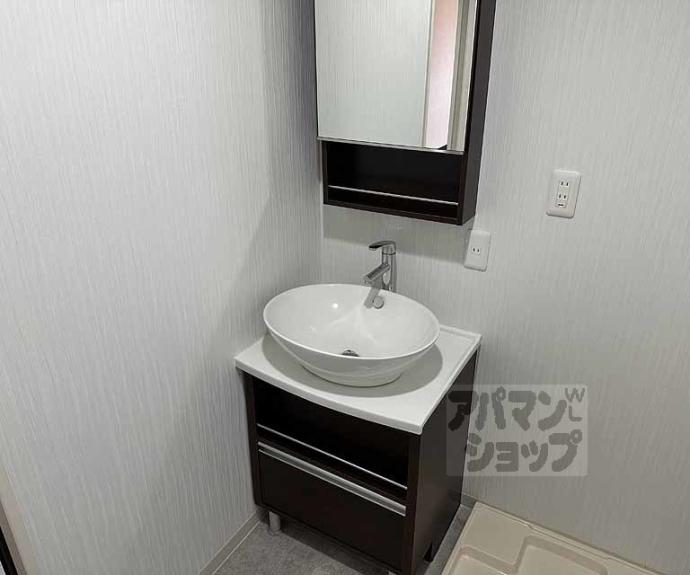 【ＤｅａｒＣｏｕｒｔ野里】間取