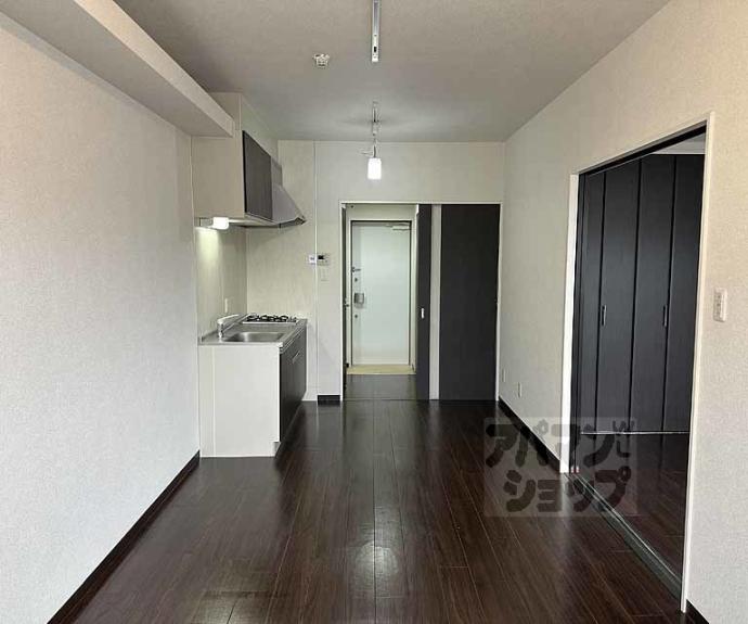 【ＤｅａｒＣｏｕｒｔ野里】間取