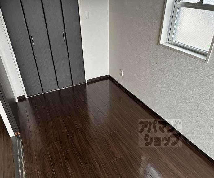 【ＤｅａｒＣｏｕｒｔ野里】間取