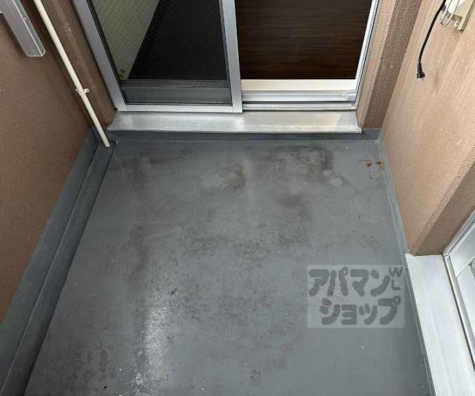 【ＤｅａｒＣｏｕｒｔ野里】間取