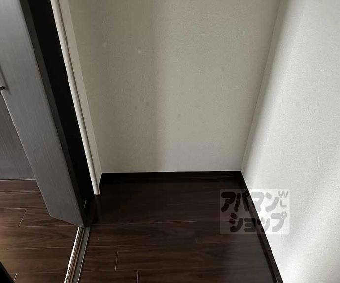 【ＤｅａｒＣｏｕｒｔ野里】間取